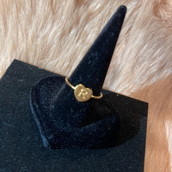๐ ๐ Rโ ๐ Personalized-Initial Heart Ring Stainless Steel Gold Tone ADJUSTABLE - Picture 2 of 6